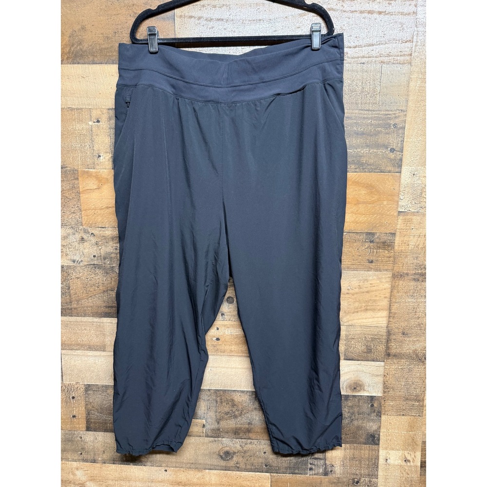 Athleta‎ Black Satin Stripe Cropped Athletic Pants Plus Size 22 Wide Waistband